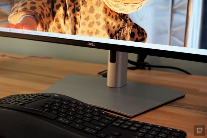 Dell UltraSharp 40 ultrawide monitor