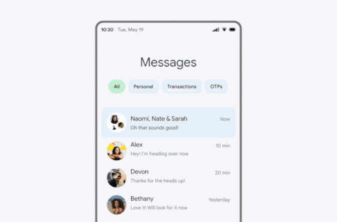 An animation showing the Messages app expand into a two-column layout when its screen is extended.