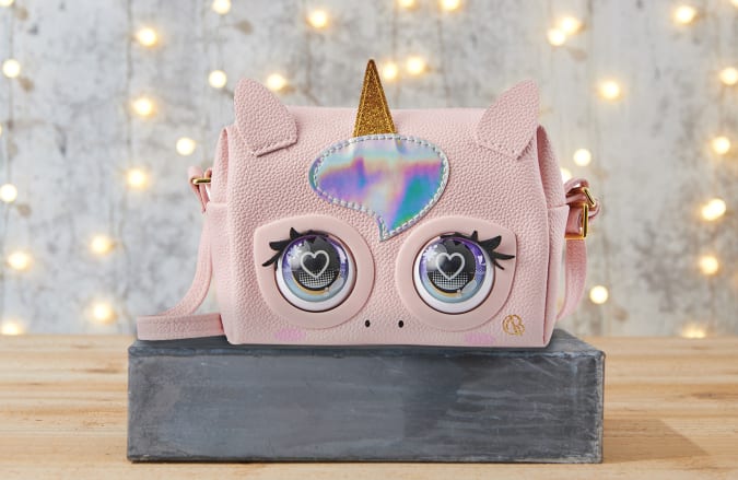 Purse Pets for the Engadget 2021 Holiday Gift Guide.
