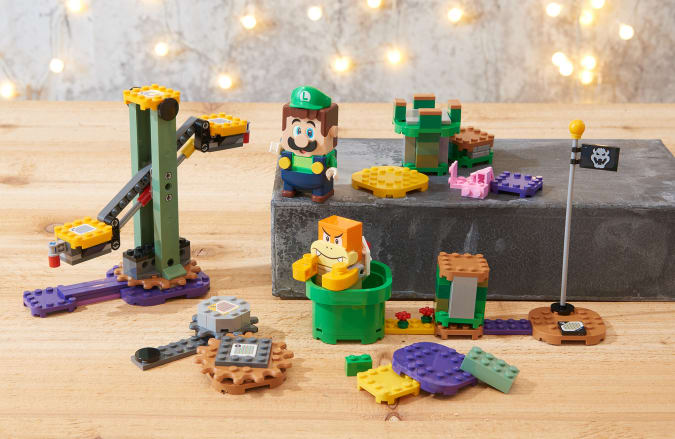 LEGO Adventures with Luigi Starter Course for the Engadget 2021 Holiday Gift Guide.
