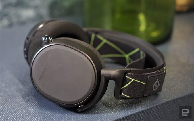 Images of SteelSeries Arctis 9X