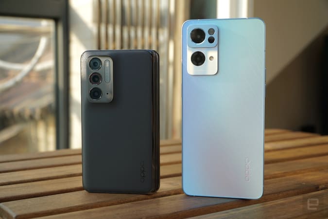 Oppo Find N next to an Oppo Reno 7 Pro