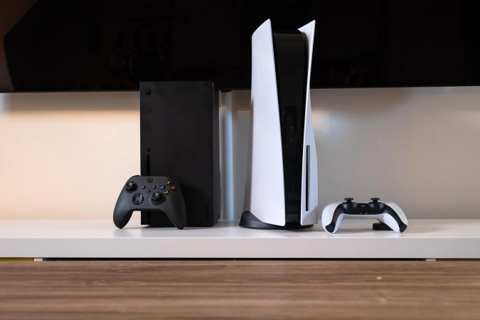 Xbox Series X and PS5
