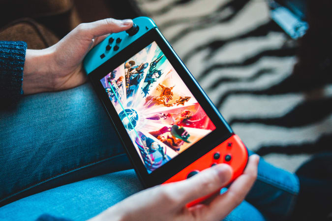 Nintendo Switch memainkan 'Fortnite'