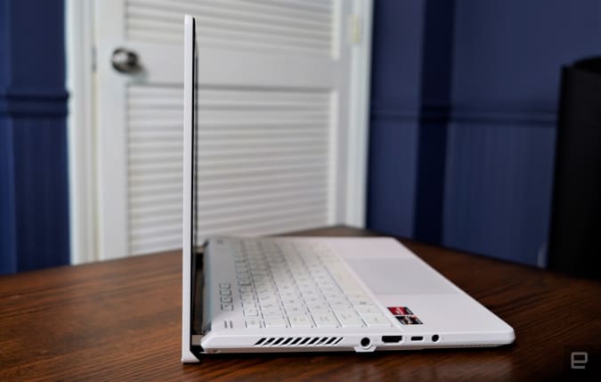 ASUS ROG Zephyrus G14 (2022) on a table side profile