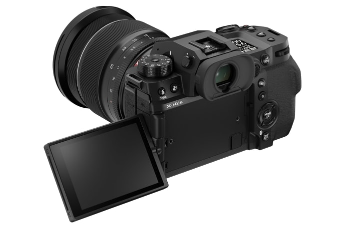 Fujifilm's X-H2S flagship camera offers 6.2K video and 40fps burst shooting