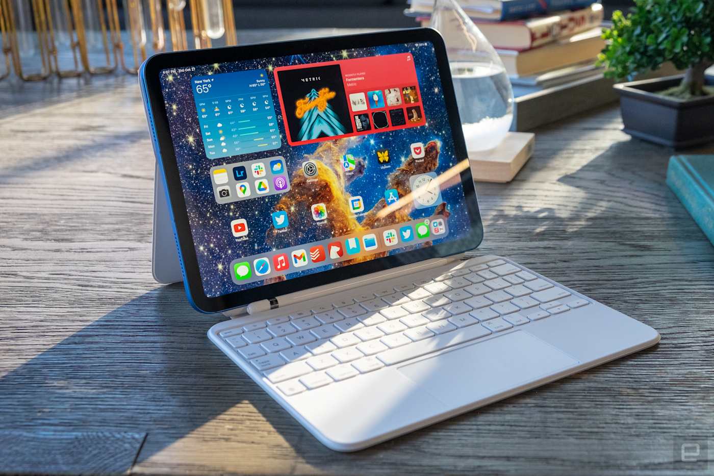 Apple's 10th-gen iPad is back on sale for $300