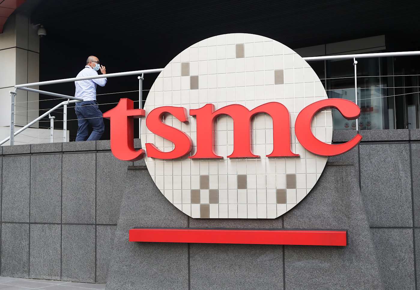 TSMC shows off 1.4nm chip tech that will appear in future iPhones and other devices