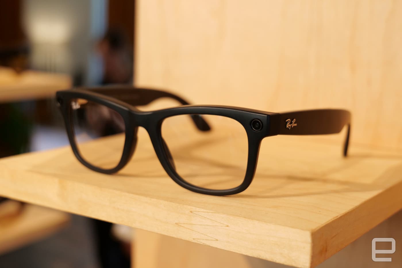 The Ray-Ban Meta smart glasses are getting AI-powered visual search features