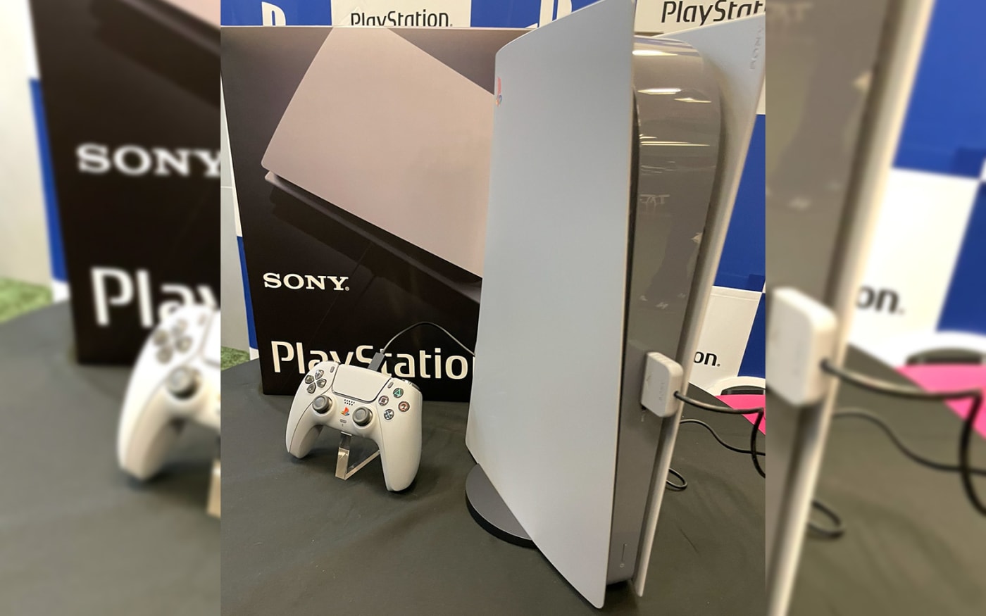 Feast your eyes on this PS1-themed PlayStation 5