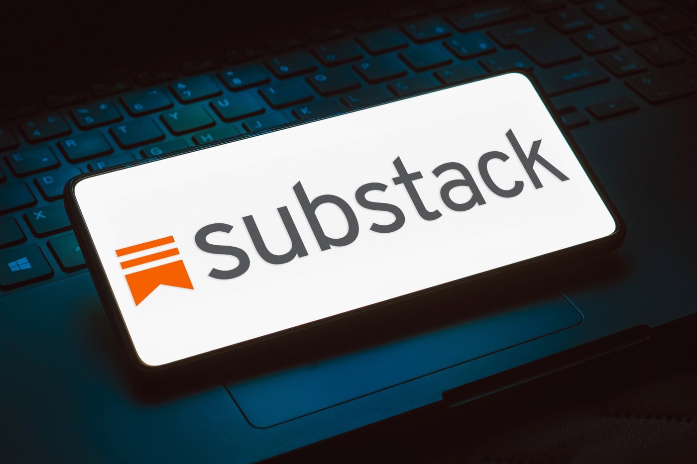 Substack has direct messages now