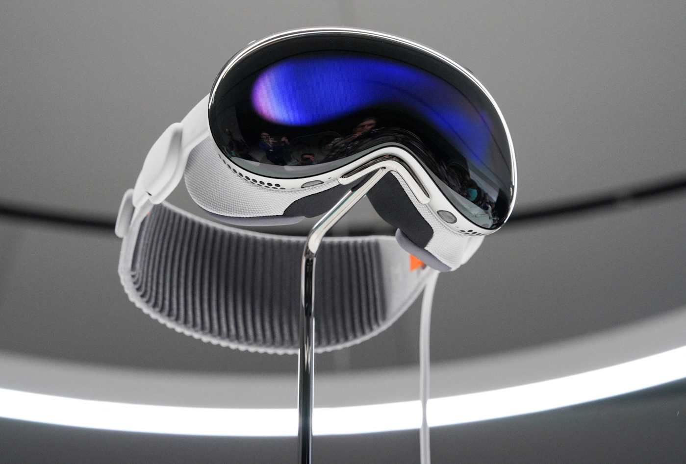 Apple may drop some Vision Pro news in the next week ahead of its 'imminent' release
