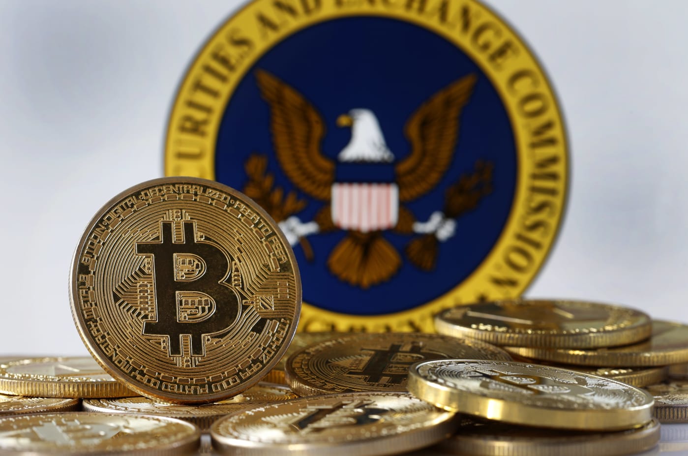 SEC approves bitcoin ETFs (for real this time)