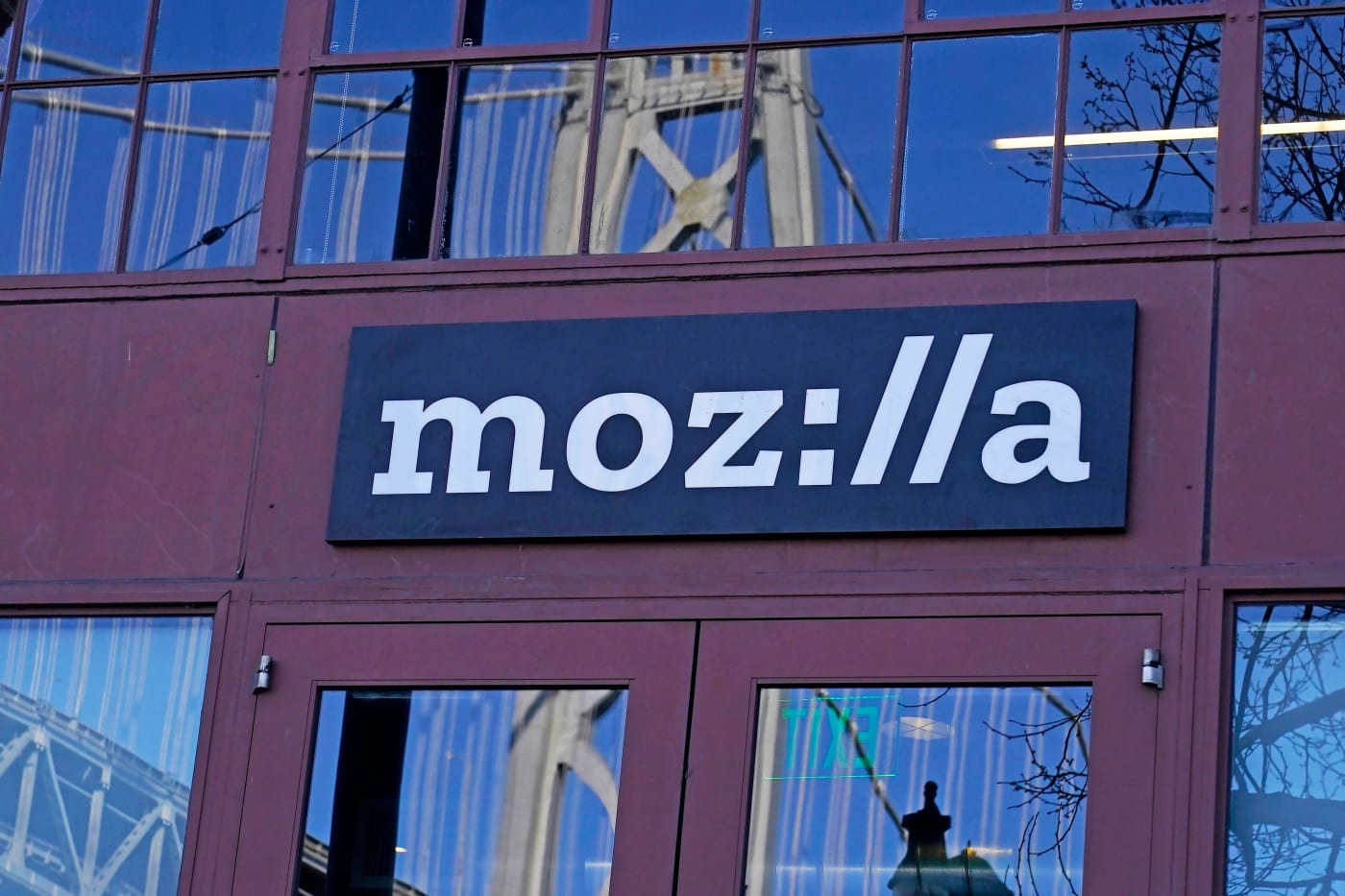 Mozilla Monitor scrubs your leaked personal information from the web, for a fee