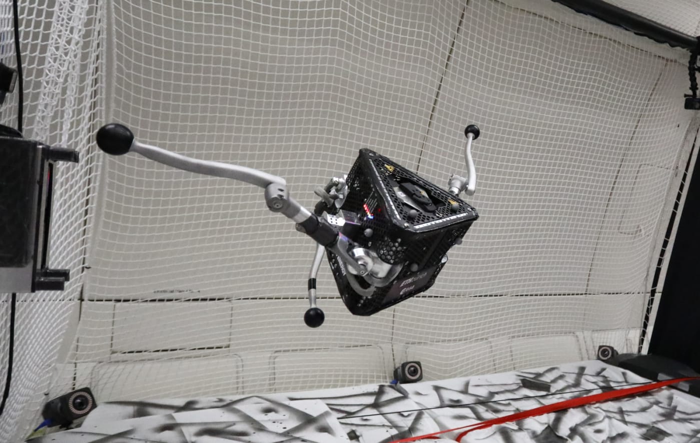 This hopping robot with flailing legs could explore asteroids in the future