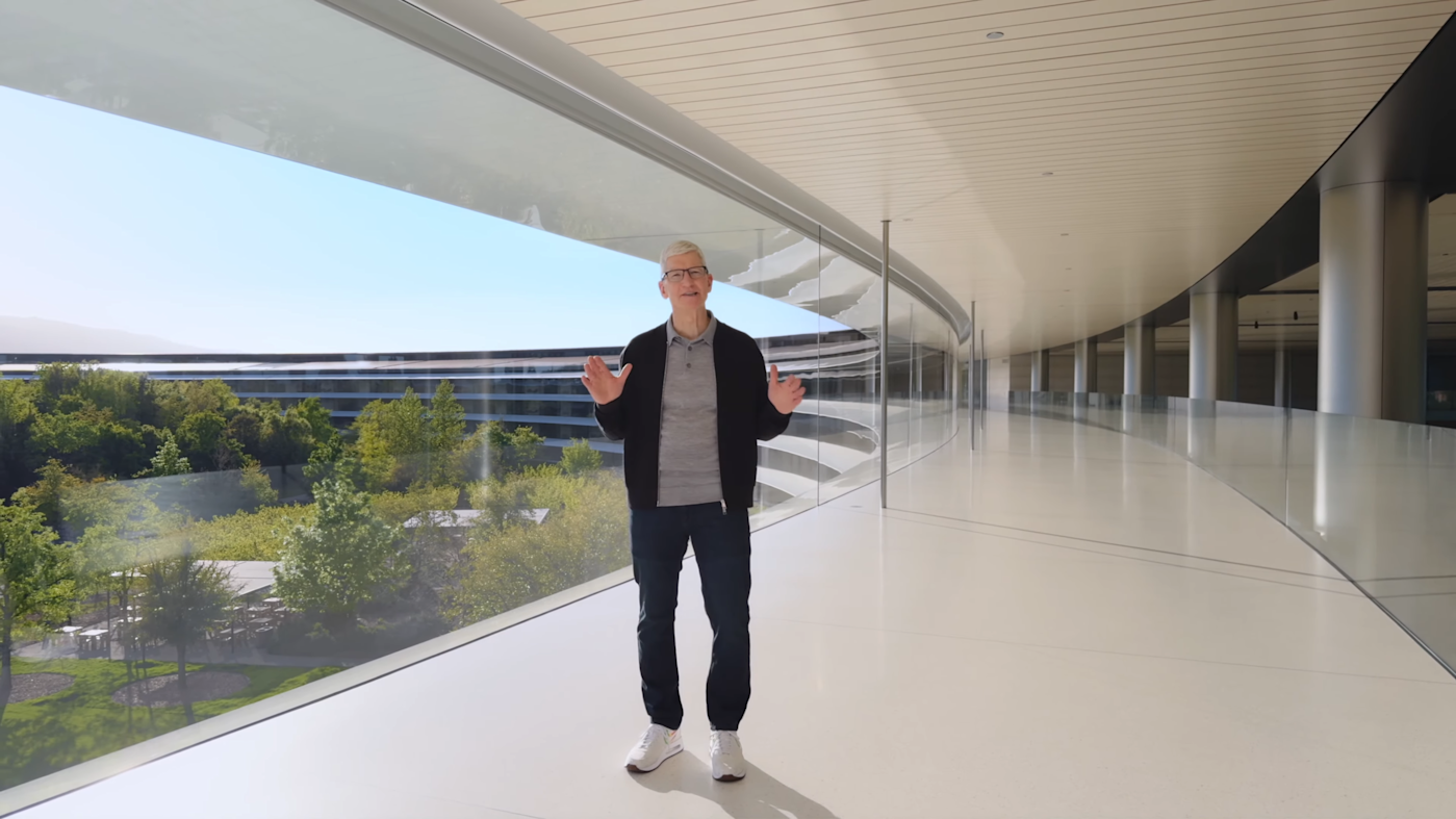 Apple's big AI rollout at WWDC will reportedly focus on making Siri suck less