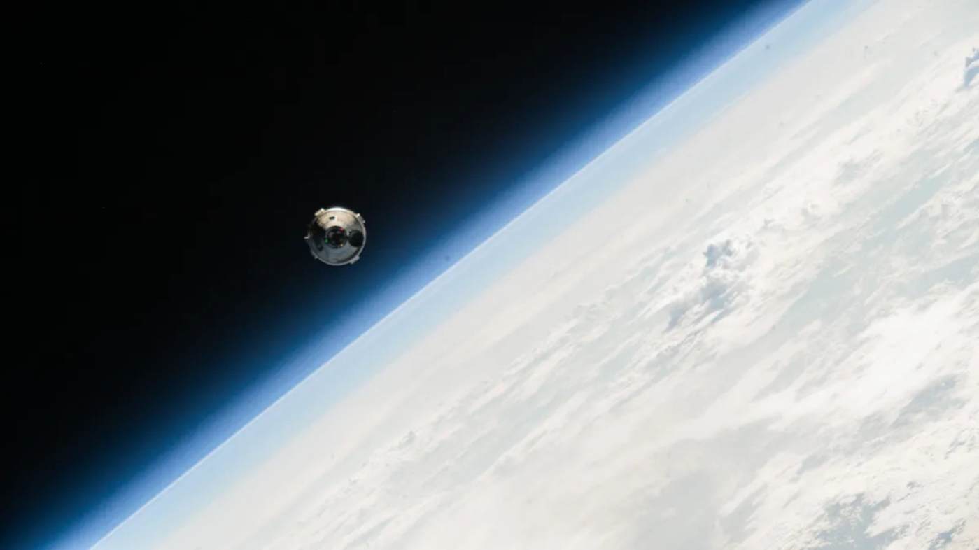 Boeing's Starliner overcomes last-second problems to dock with the ISS