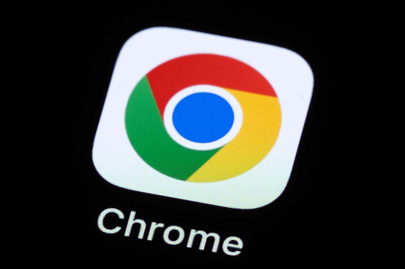 Japan clamps down on Google's Android app pre-install deals