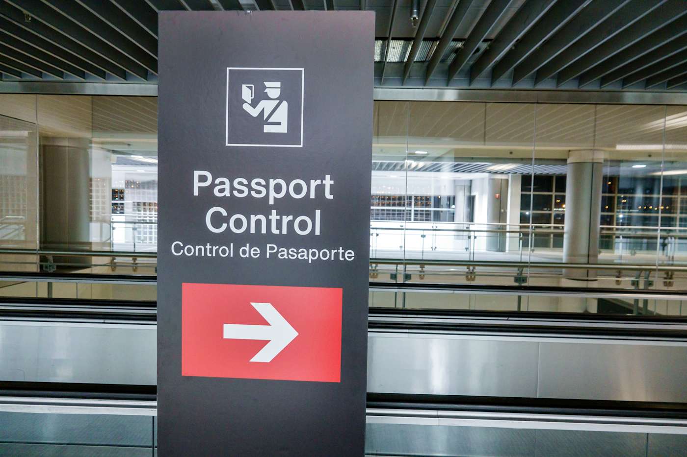 Border agents can't search cellphones of NYC visitors without a warrant, court rules