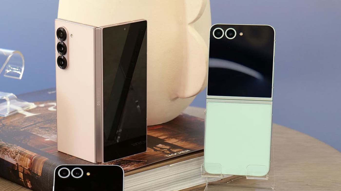 Amazon is adding a free $300 gift card when you pre-order the Samsung Galaxy Z Fold 6