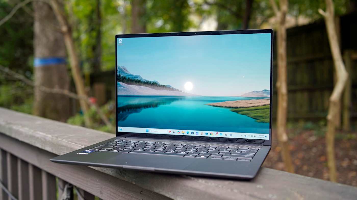 ASUS Zenbook S14 review: A showpiece for Intel's Lunar Lake AI PC chips