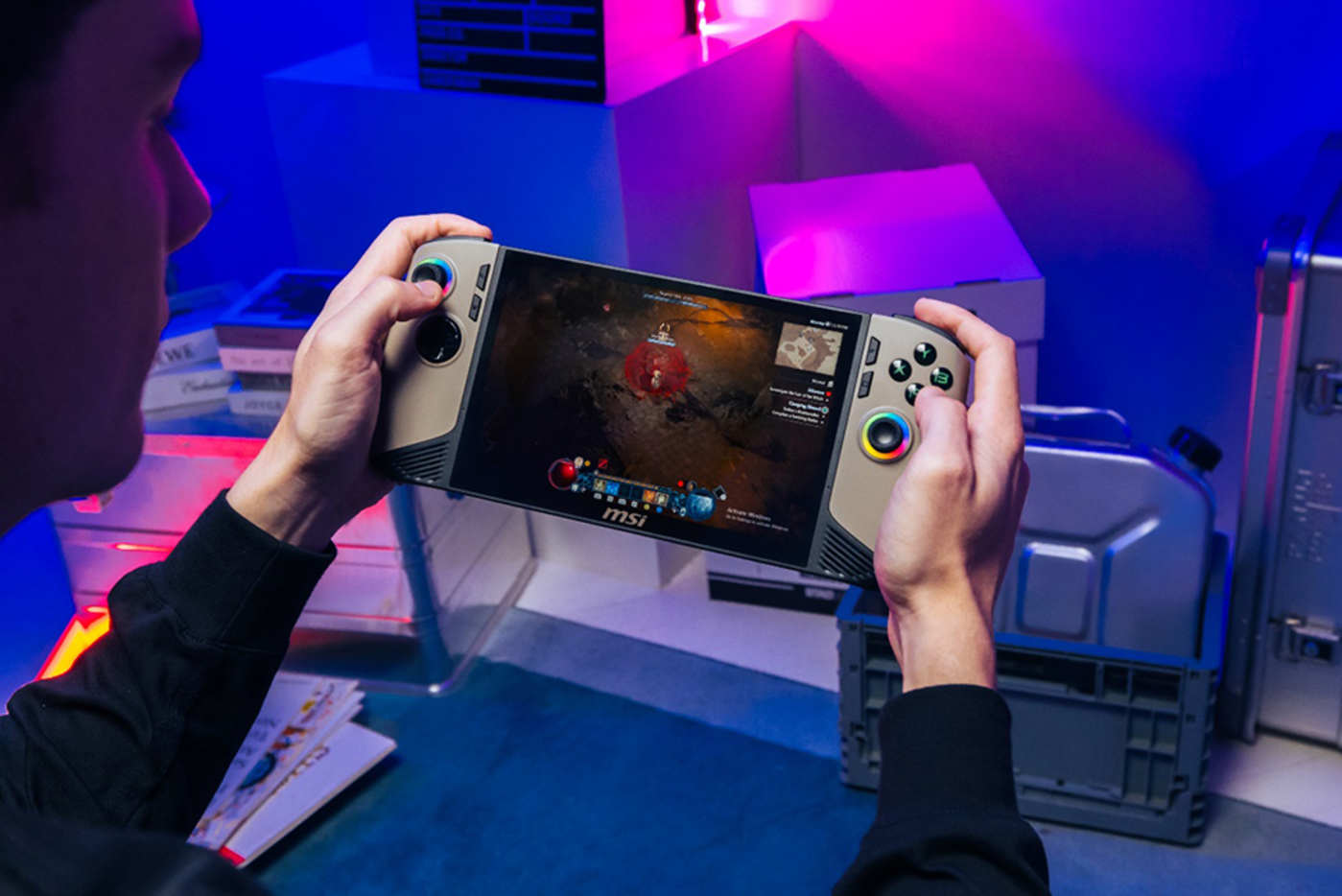 MSI's new Claw gaming handhelds have Lunar Lake processors and nondescript 'AI' powers