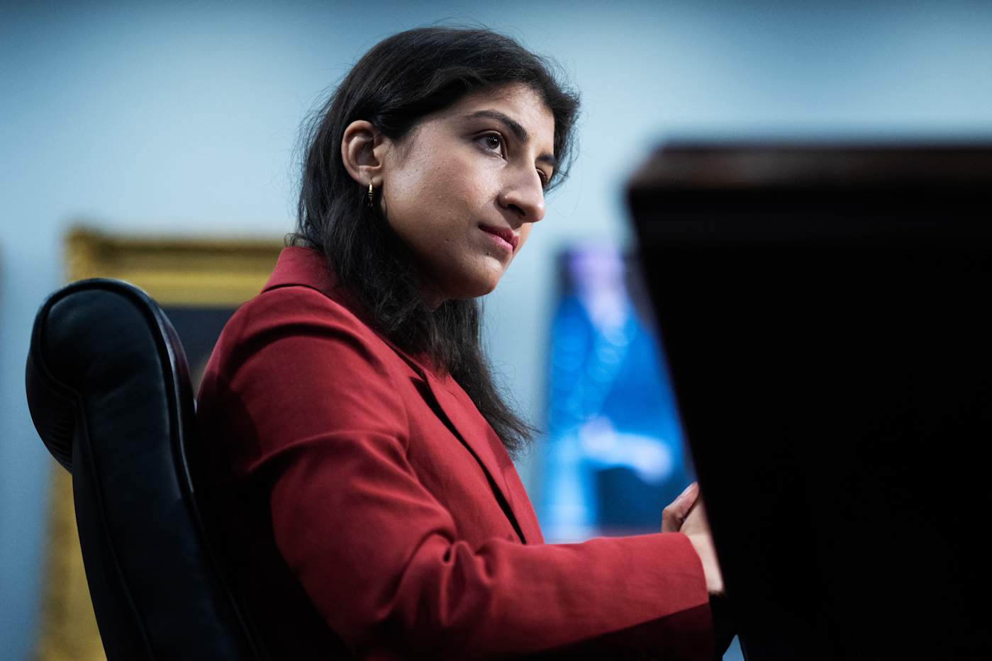 The FTC's Microsoft antitrust probe reportedly focuses on software bundling