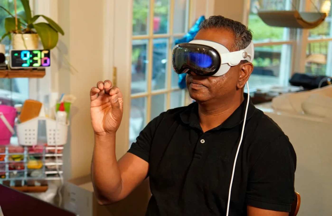 Vision Pro will reportedly get Apple Intelligence as soon as April