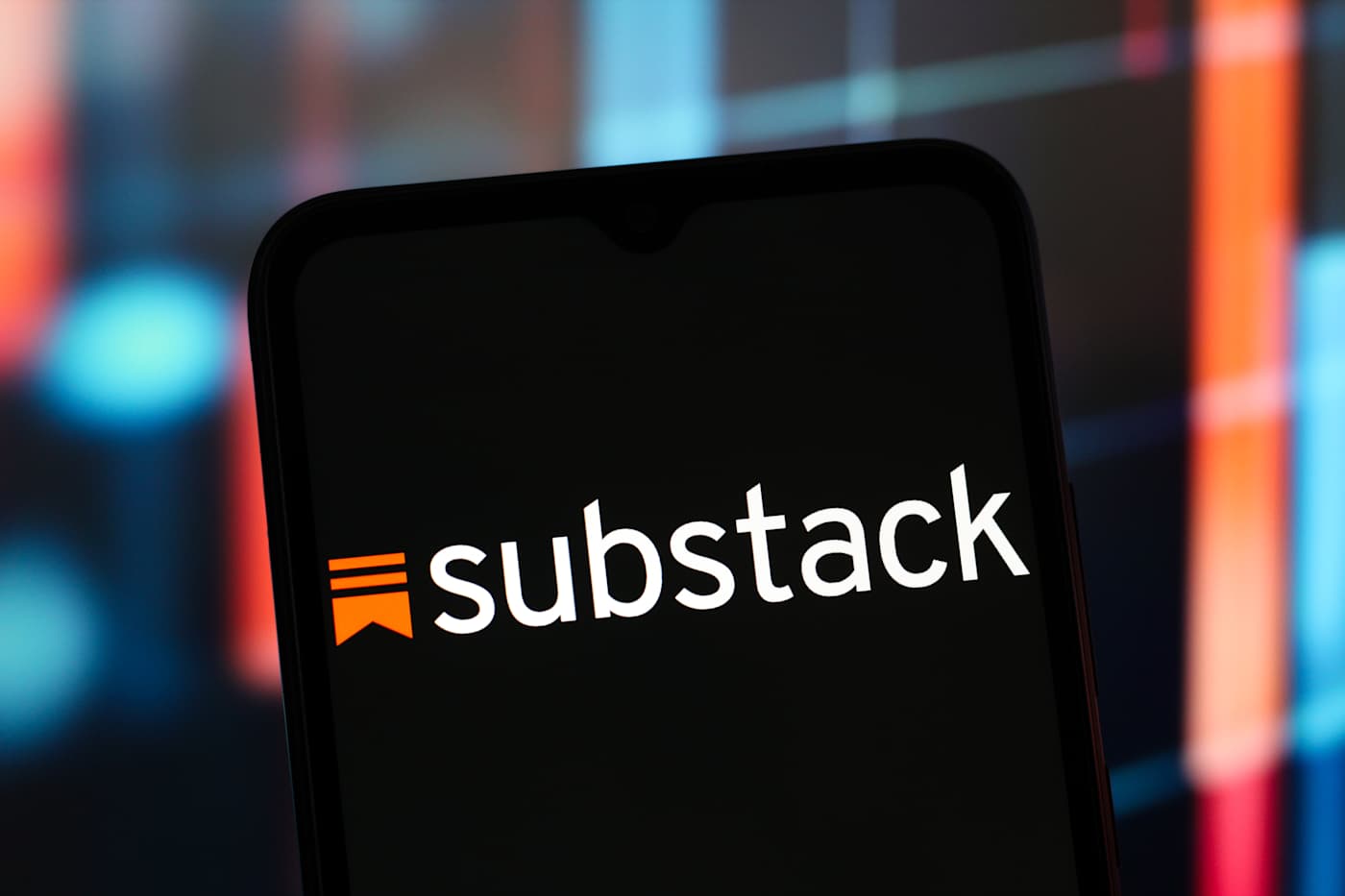 Substack accidentally sent push alerts promoting a Nazi publication
