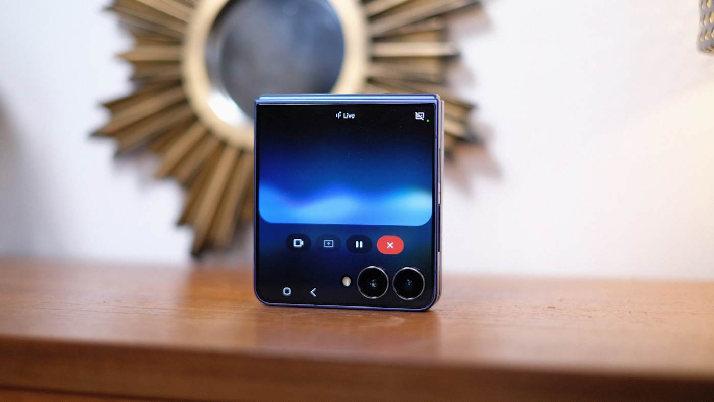 Engadget review recap: Samsung Z Flip 7, Oakley Meta glasses, DJI Osmo 360 and more