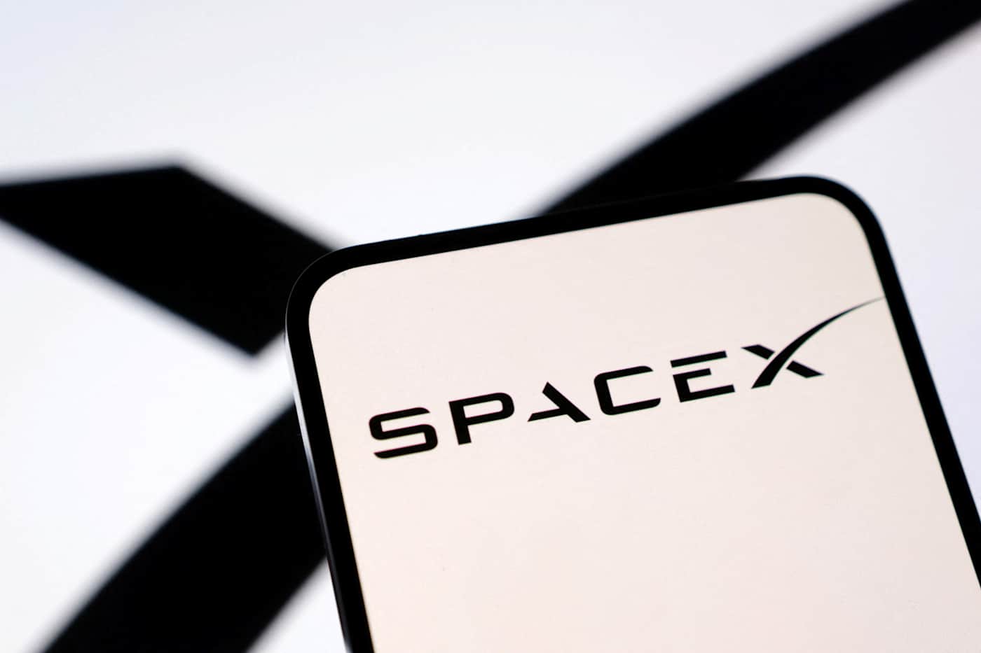 Pentagon will reportedly award SpaceX a $2 billion contract to help develop the 'Golden Dome'