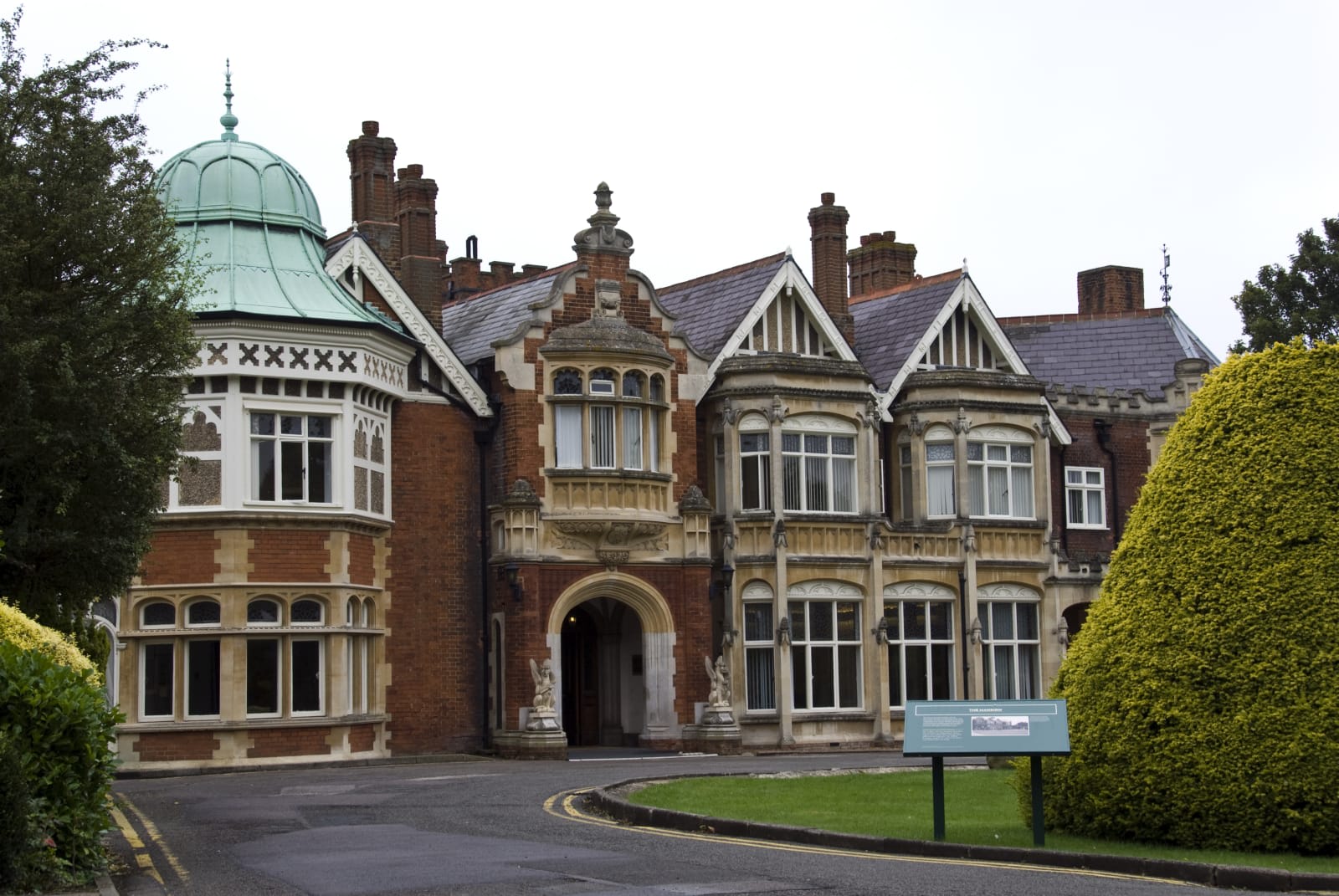 UK's Bletchley Park to host cybersecurity boarding school1600 x 1071
