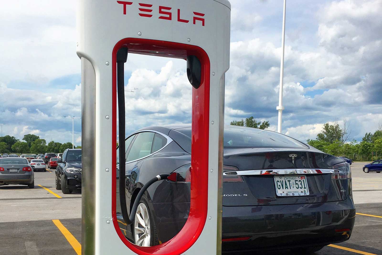 Tesla opens its 10,000th Supercharger