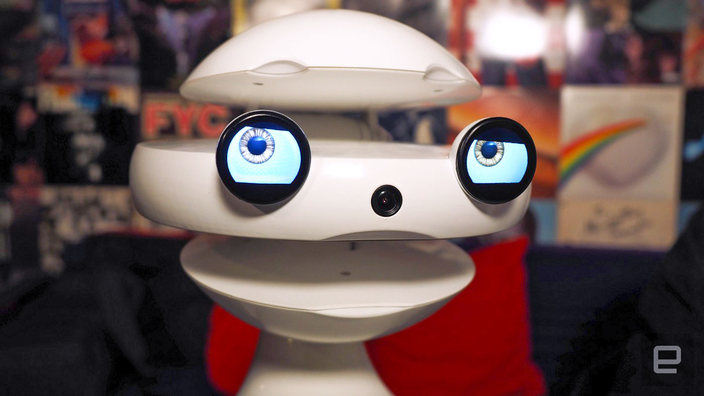 Your kid's new Spanish tutor is a creepy robot