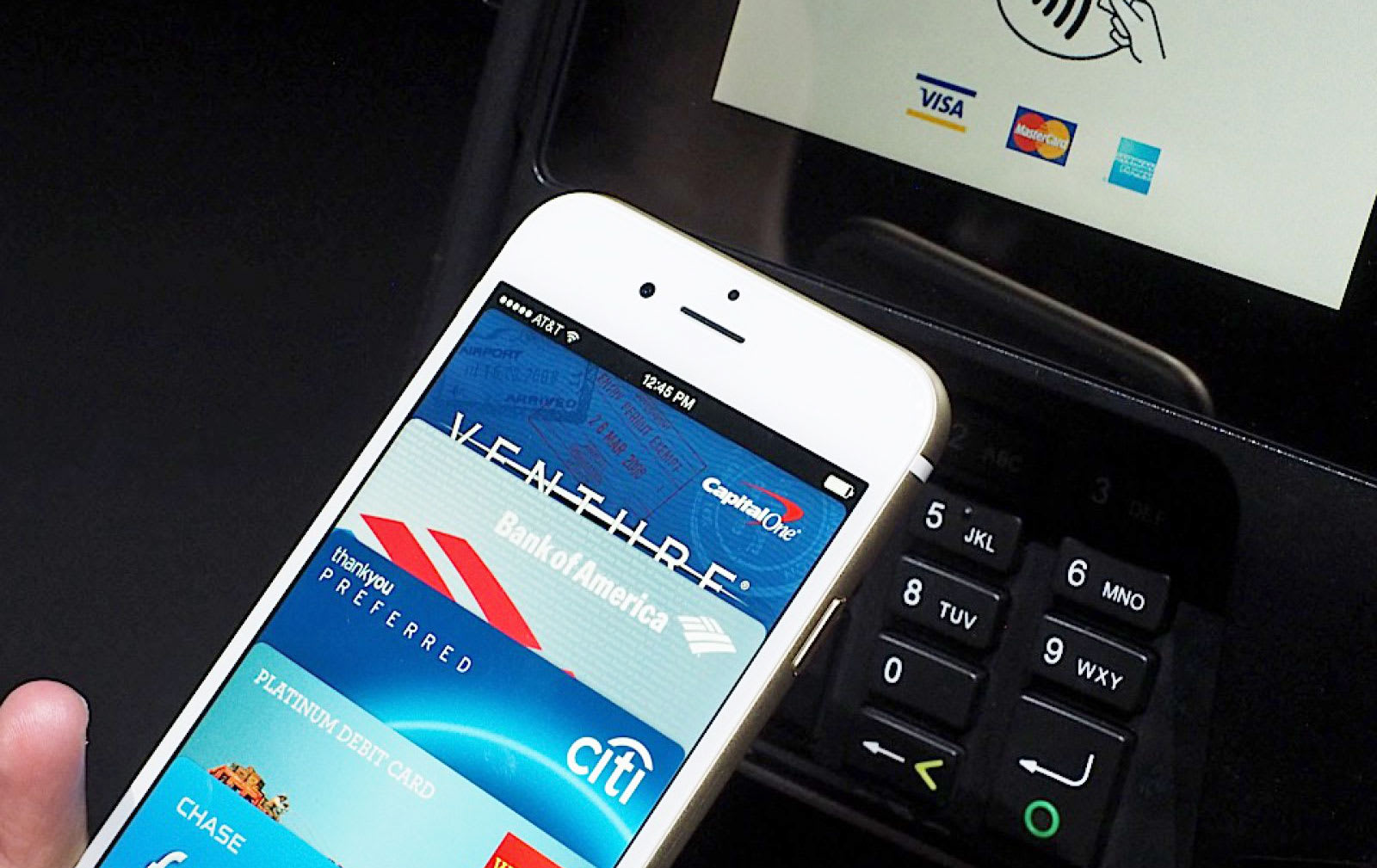 Apple Pay users can withdraw money from select BoA ATMs ...