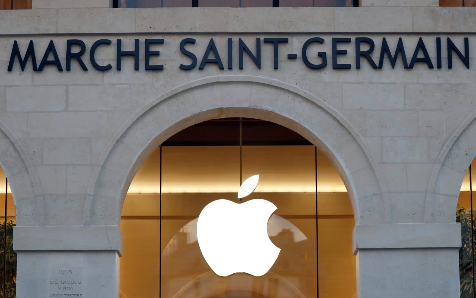 Apple logo seen in Apple store in Marche Saint-Germain