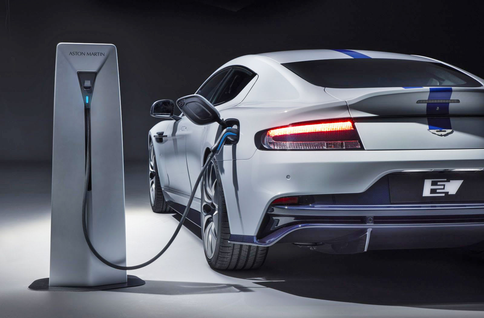 Aston Martin S All Electric Rapide E Is A 604hp Leap Into