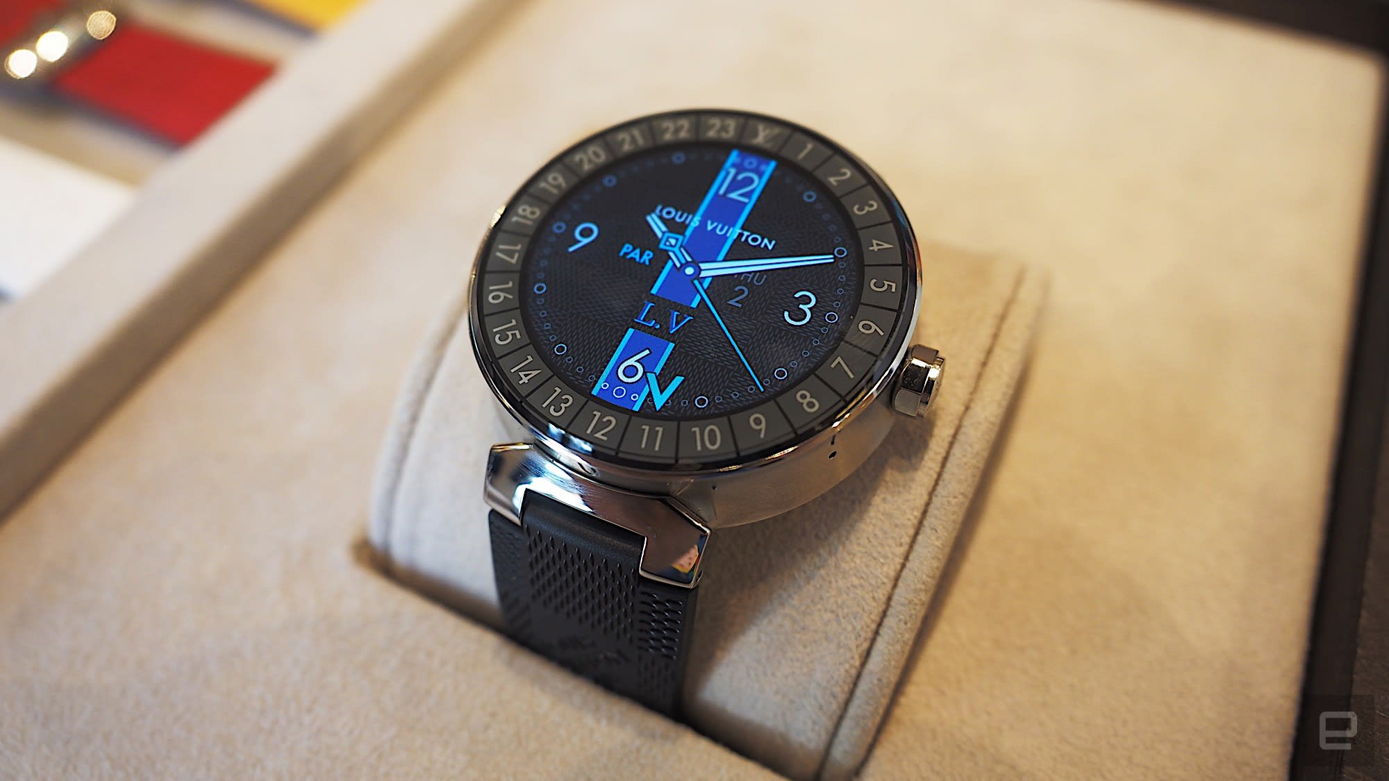 Así es de cerca el smartwatch de Louis Vuitton del que todo el mundo habla | Engadget