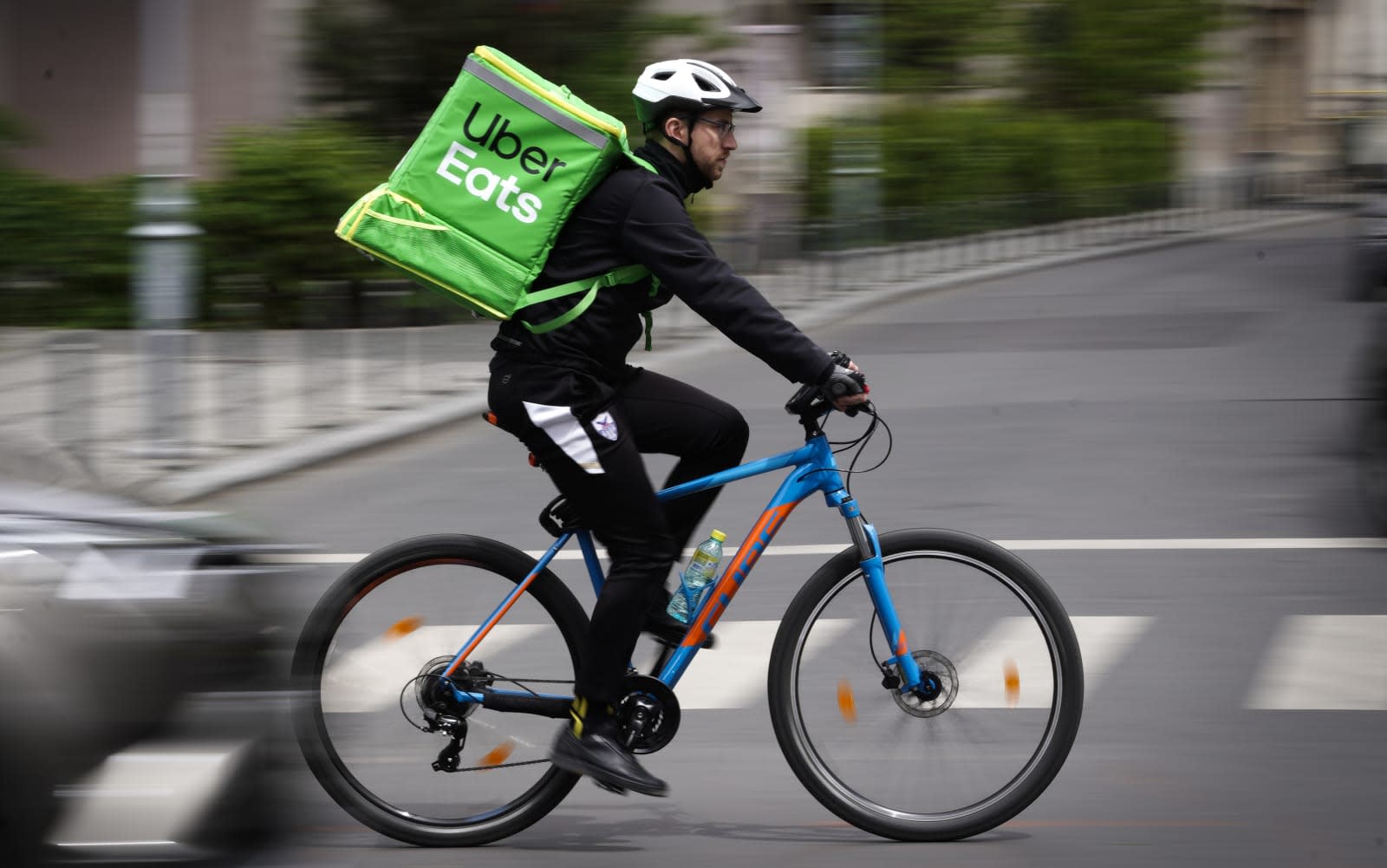 Uber Eats may soon offer an unlimited delivery subscription | Engadget