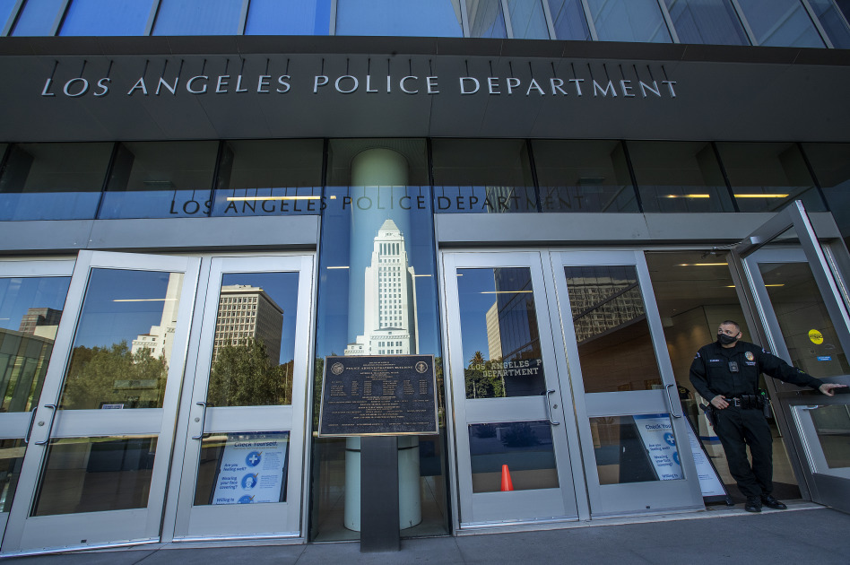 LAPD bans the use of Clearview's controversial facial recognition software