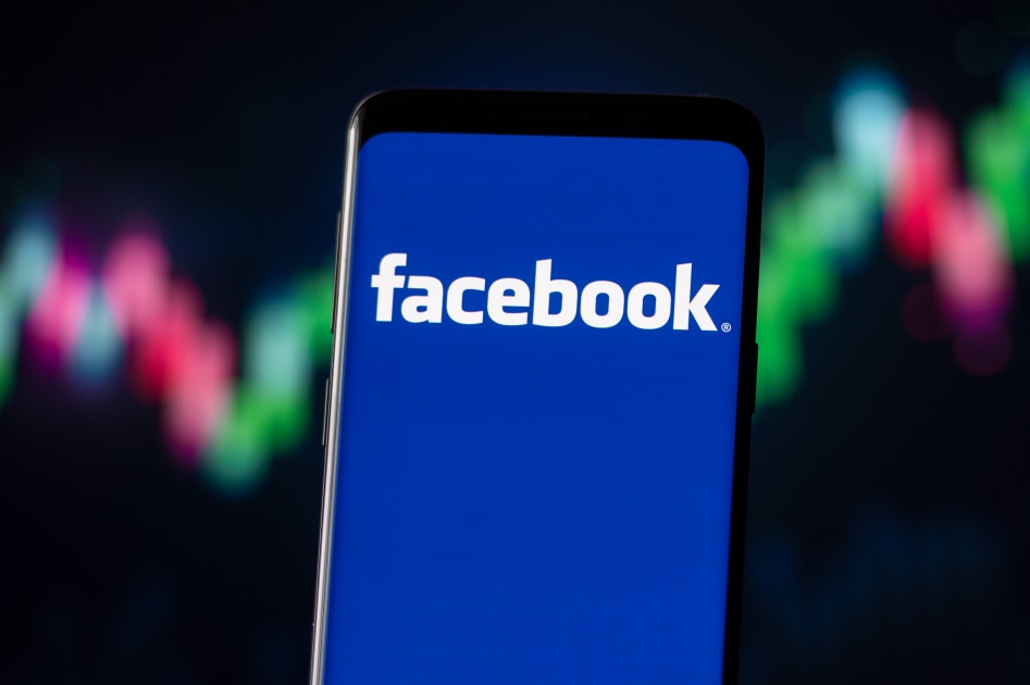 Facebook is using AI to help its content moderators