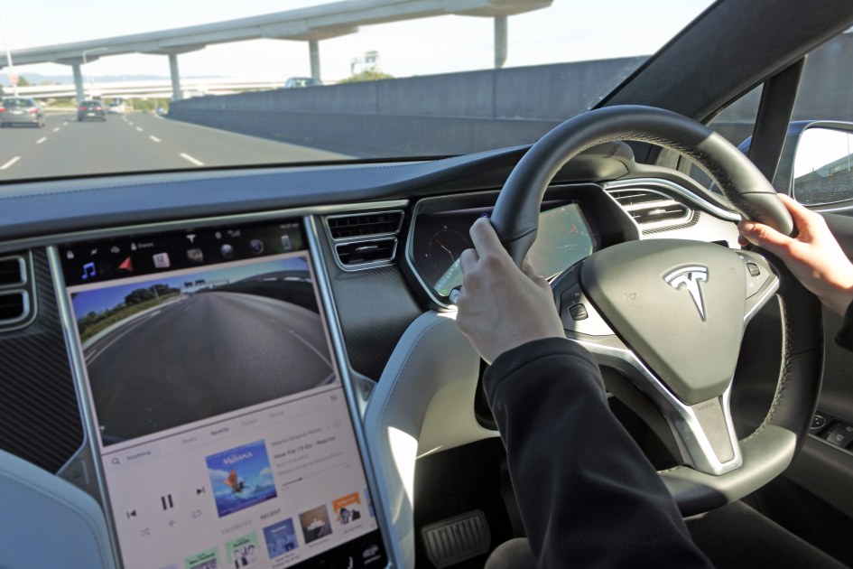 NHTSA wants Tesla to recall 158,000 vehicles equipped with Tegra 3