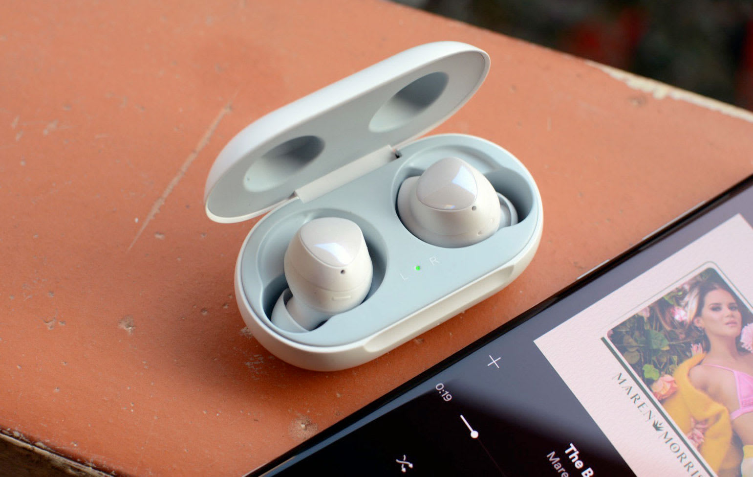 Samsung Galaxy Buds review: A waste of good design