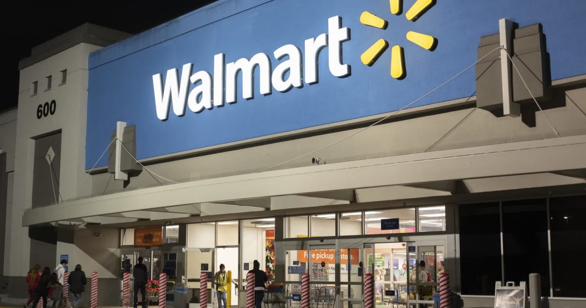 Walmart's Amazon attack plan could put 5G antennas, servers in stores 1