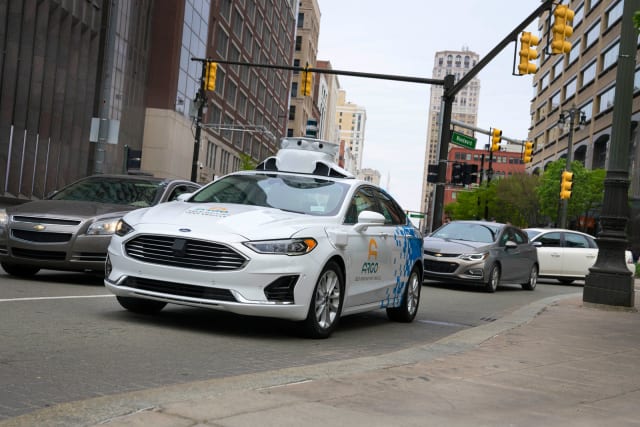 Ford and Argo test a self-driving Fusion in Detroit