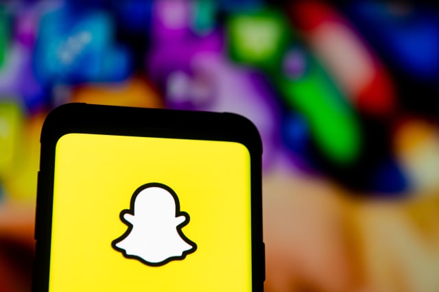 POLAND - 2020/03/23: In this photo illustration a Snapchat logo seen displayed on a smartphone. (Photo Illustration by Mateusz Slodkowski/SOPA Images/LightRocket via Getty Images)