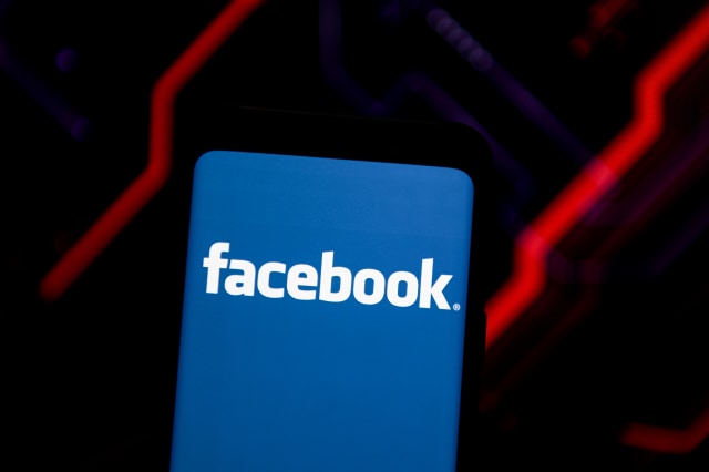POLAND - 2020/06/15: In this photo illustration a Facebook logo seen displayed on a smartphone. (Photo Illustration by Mateusz Slodkowski/SOPA Images/LightRocket via Getty Images)