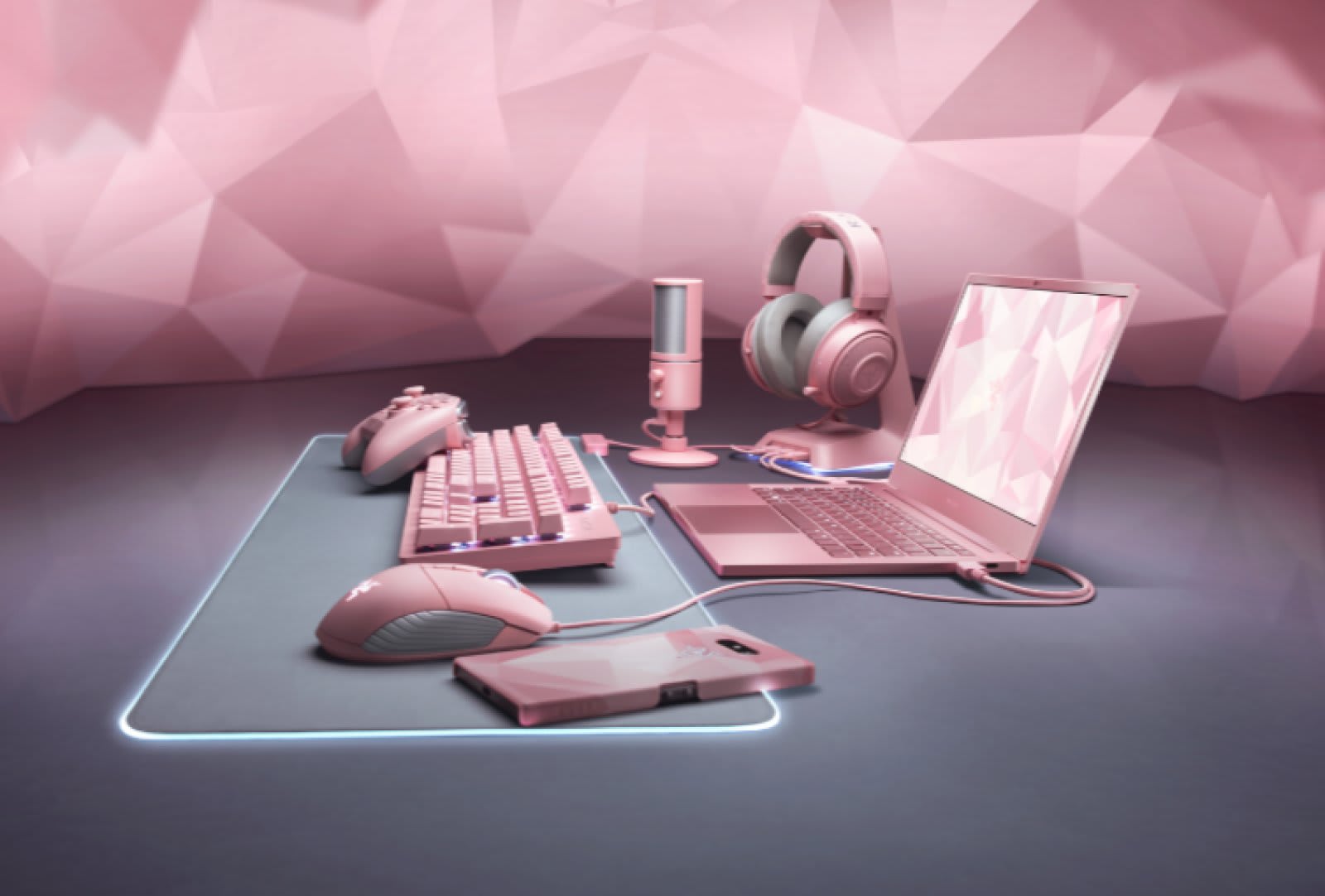 Razer バレンタインに合わせてquartz Pink Editionを発表 ラップトップもピンクに Engadget 日本版