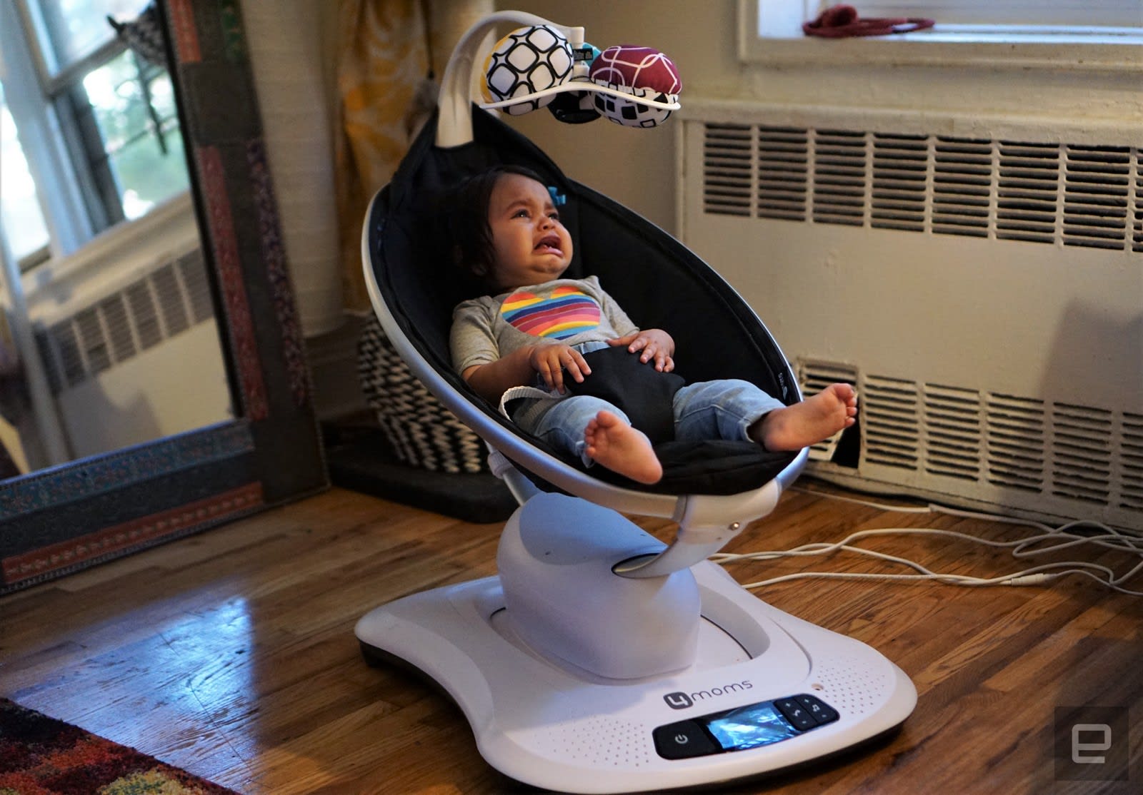 The MamaRoo automatic baby swing 