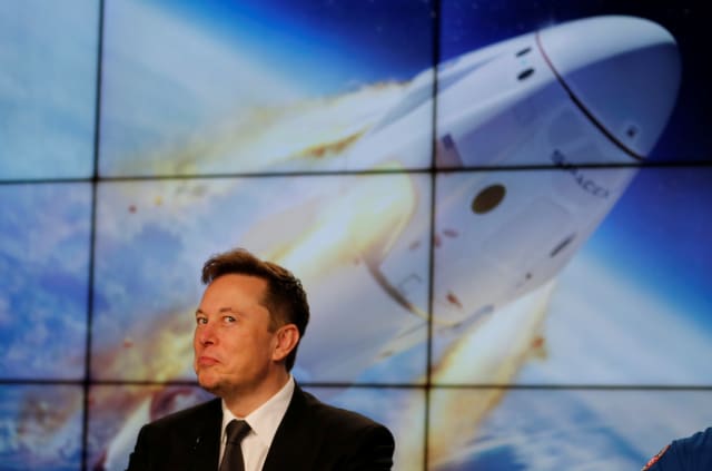 SpaceX founder and chief engineer Elon Musk reacts during a post-launch news conference to discuss the SpaceX Crew Dragon astronaut capsule in-flight abort test at the Kennedy Space Center in Cape Canaveral, Florida, U.S. January 19, 2020. REUTERS/Joe Skipper     TPX IMAGES OF THE DAY